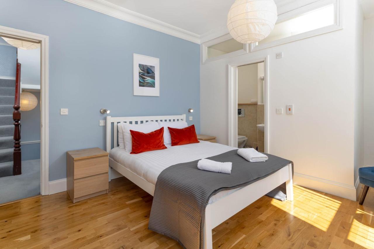 Air Host & Stay - Rockfield House - Sleeps 8 Liverpool Bagian luar foto