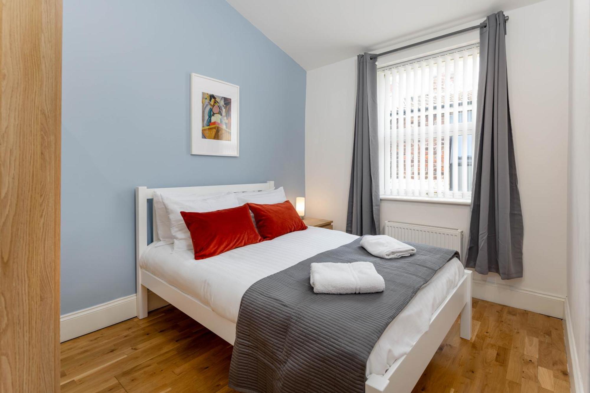 Air Host & Stay - Rockfield House - Sleeps 8 Liverpool Bagian luar foto